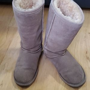 Bear paw winter boots